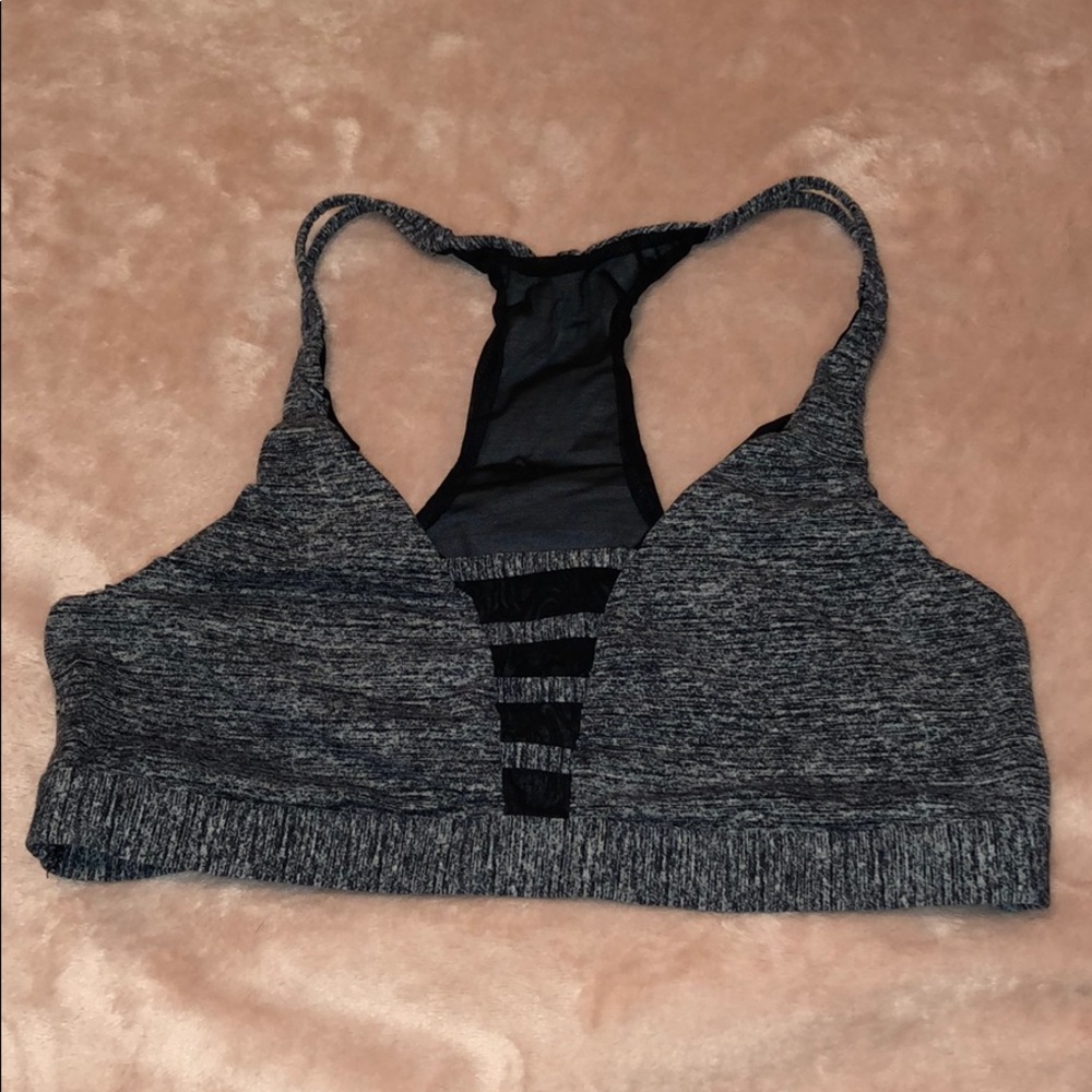 VICTORIA’S SECRET SPORTS BRA